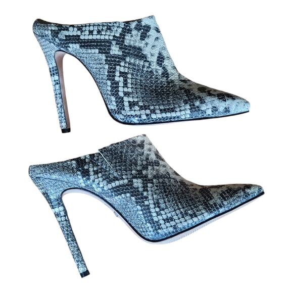 Saint GSaint G‎ Grey Python Textured Leather Pumps for Women - Picture 3 of 8